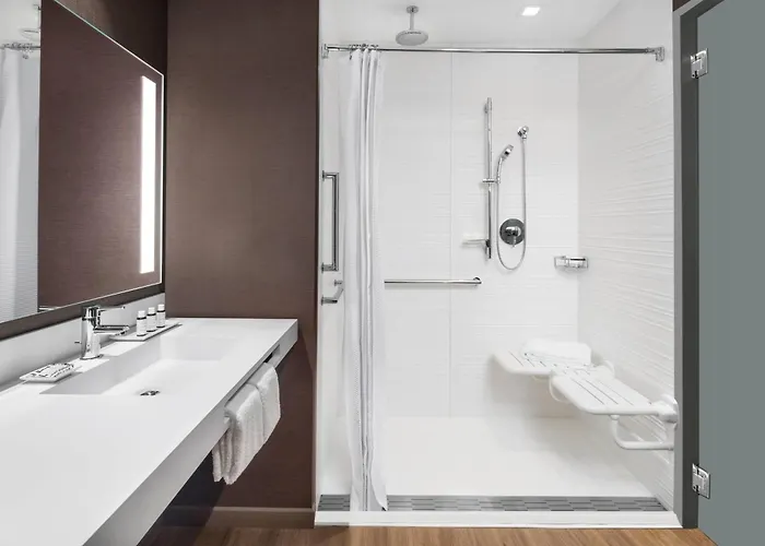 Ac By Marriott Downtown 3*