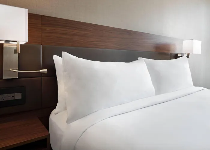 Ac By Marriott Downtown Hotel Pittsburgh