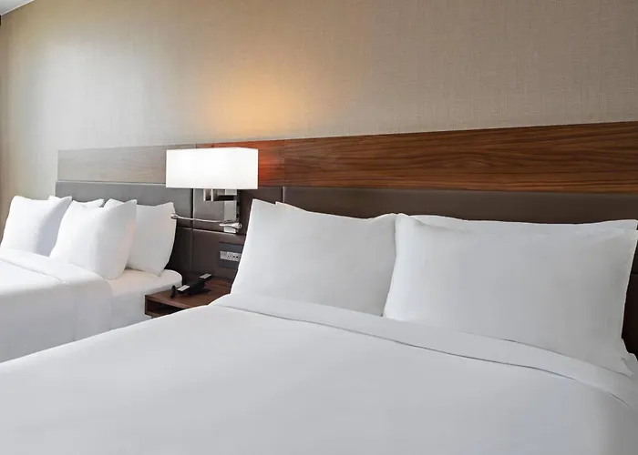 Ac By Marriott Downtown Hotel 3*