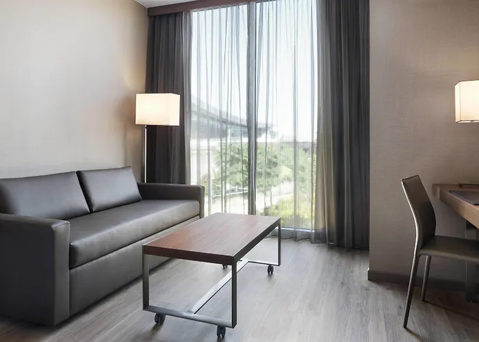 Ac By Marriott Downtown Hotel 3*