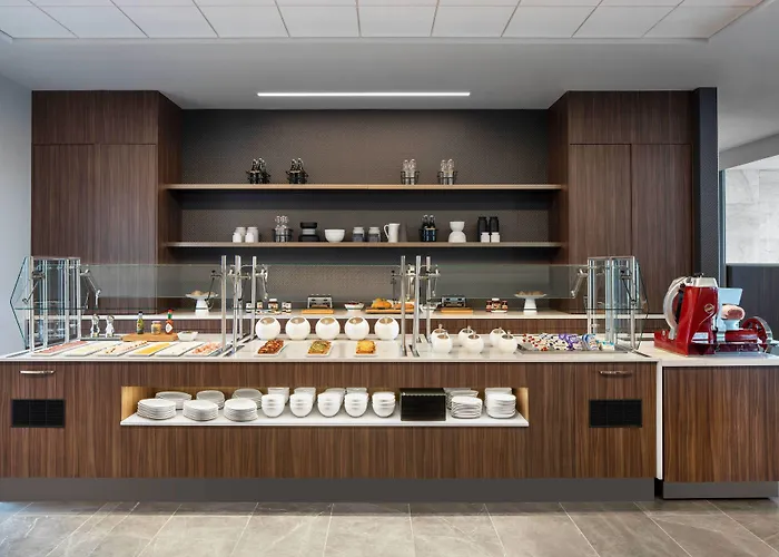 Hotel Ac By Marriott Downtown 3*