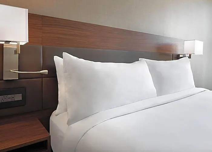 Ac By Marriott Downtown