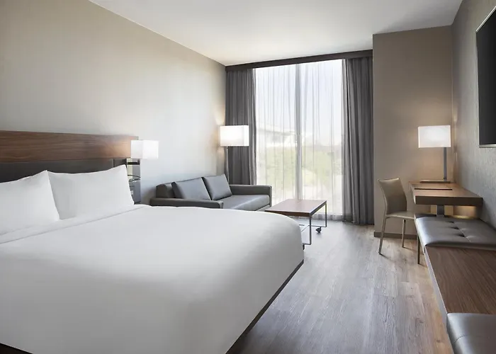 Ac By Marriott Downtown Hotel